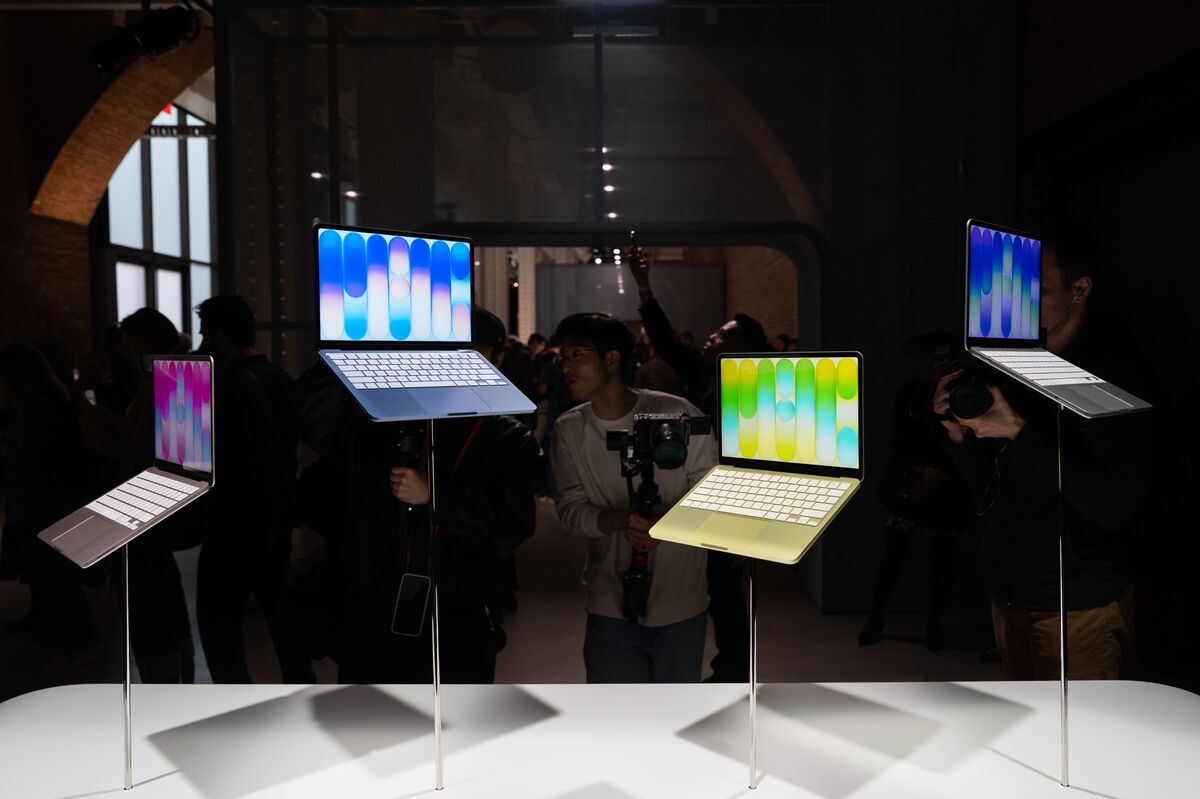 Apple tops sales estimates but falls short of blow