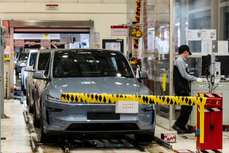 Tesla's Q1 2026 Revenue Growth Driven by EV Sales and FSD Subscriptions