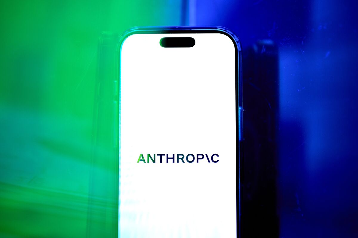 Anthropic in talks to raise 30 billion at 900 bill