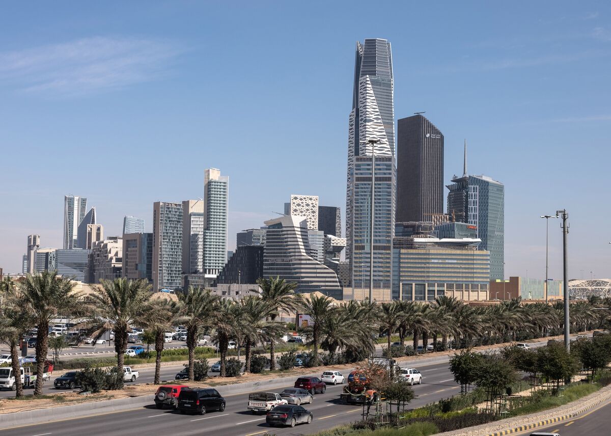 Saudi venture firms press ahead with fundraising d