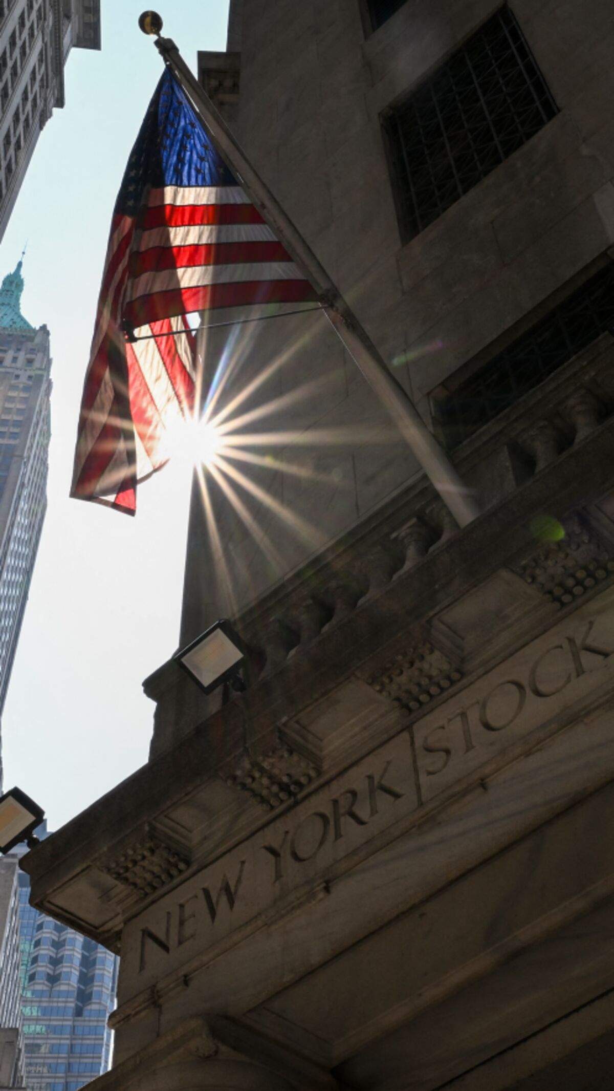 Why ai isn t a threat to wall street traders just