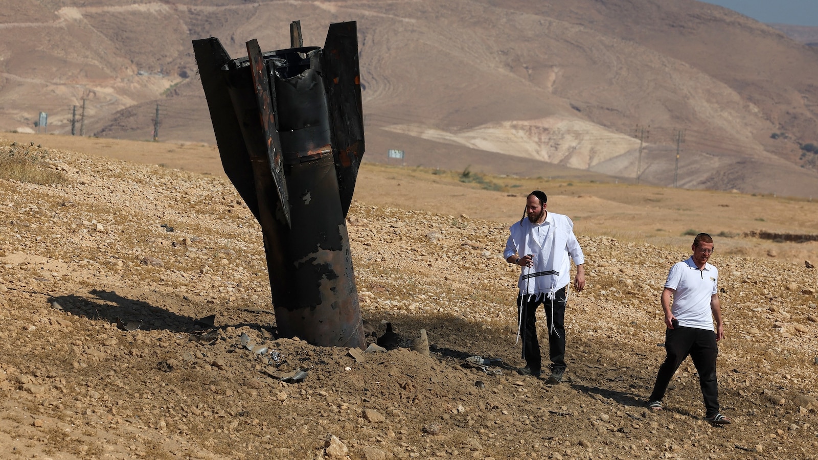 Israel rocket DB 260608 1780902382450 hpMain 16x9