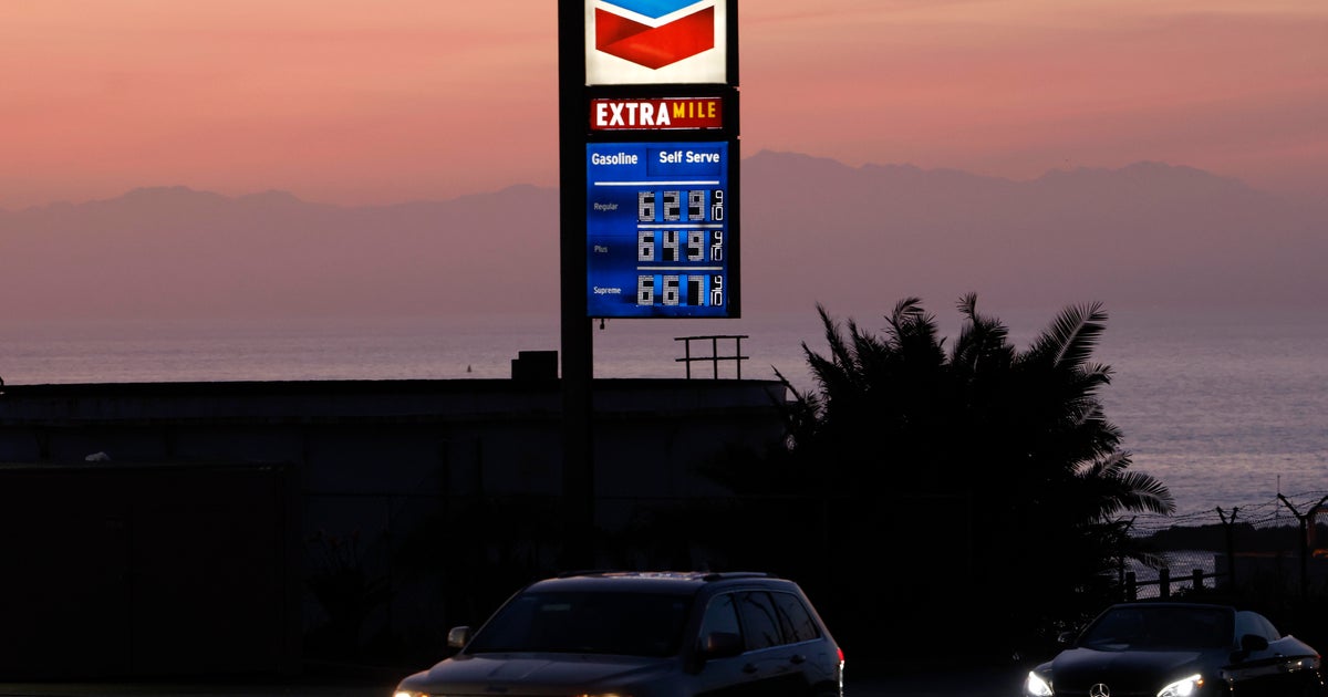 Oil Prices Drop as Trump Announces Iran Deal