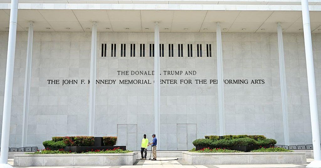 White House Appeals Order to Remove Trump’s Name from Kennedy Center