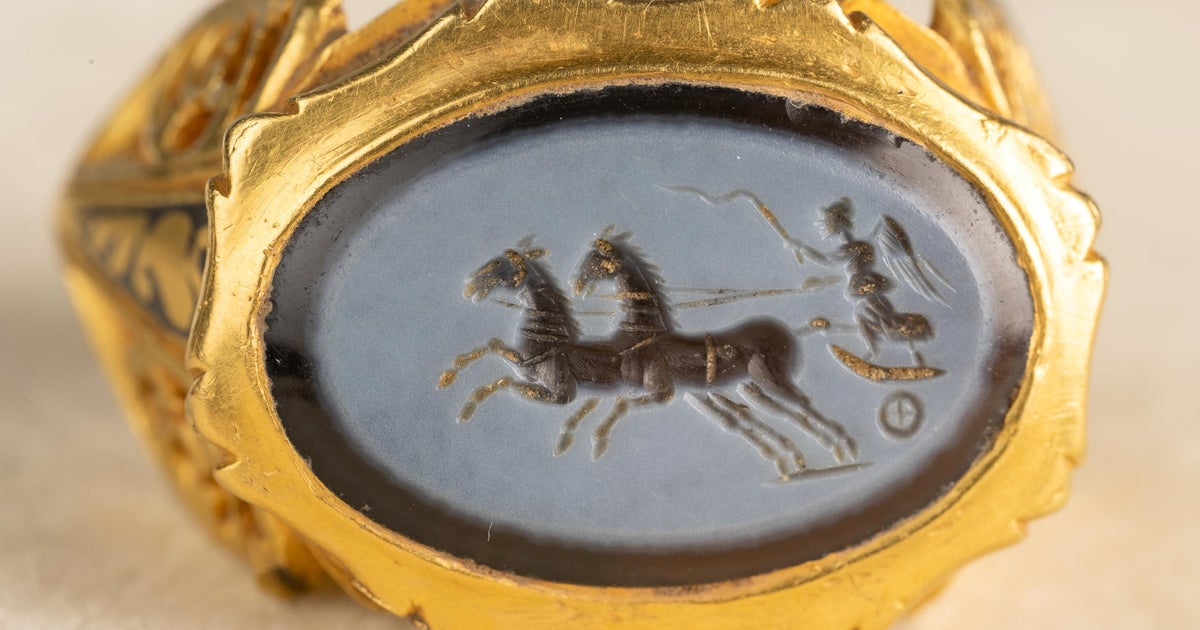 Roman ring